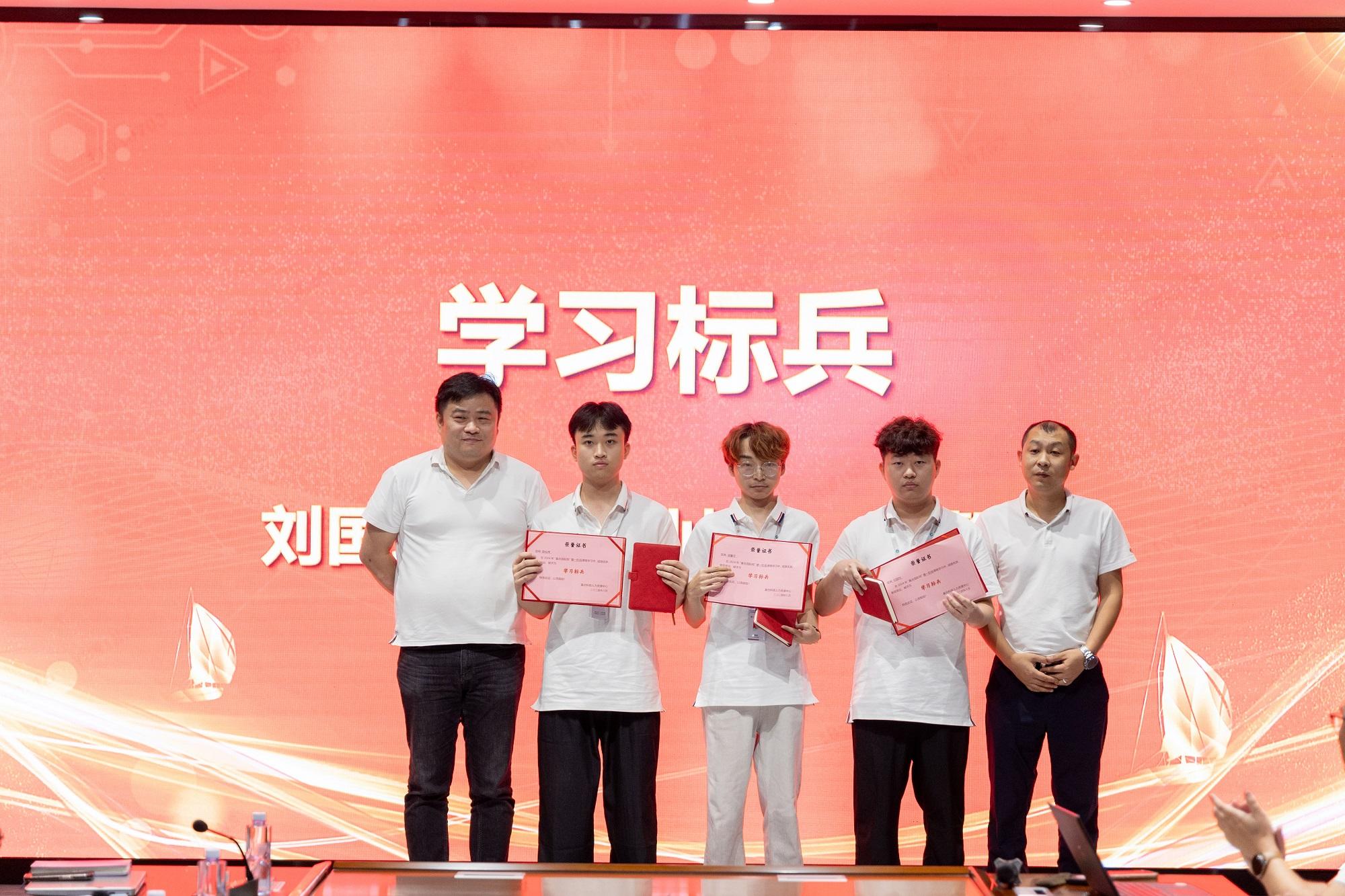 1724036236154105.jpg 007A9398.jpg